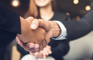 海投全球戰略入股印尼上市券商，加速東南亞市場布局